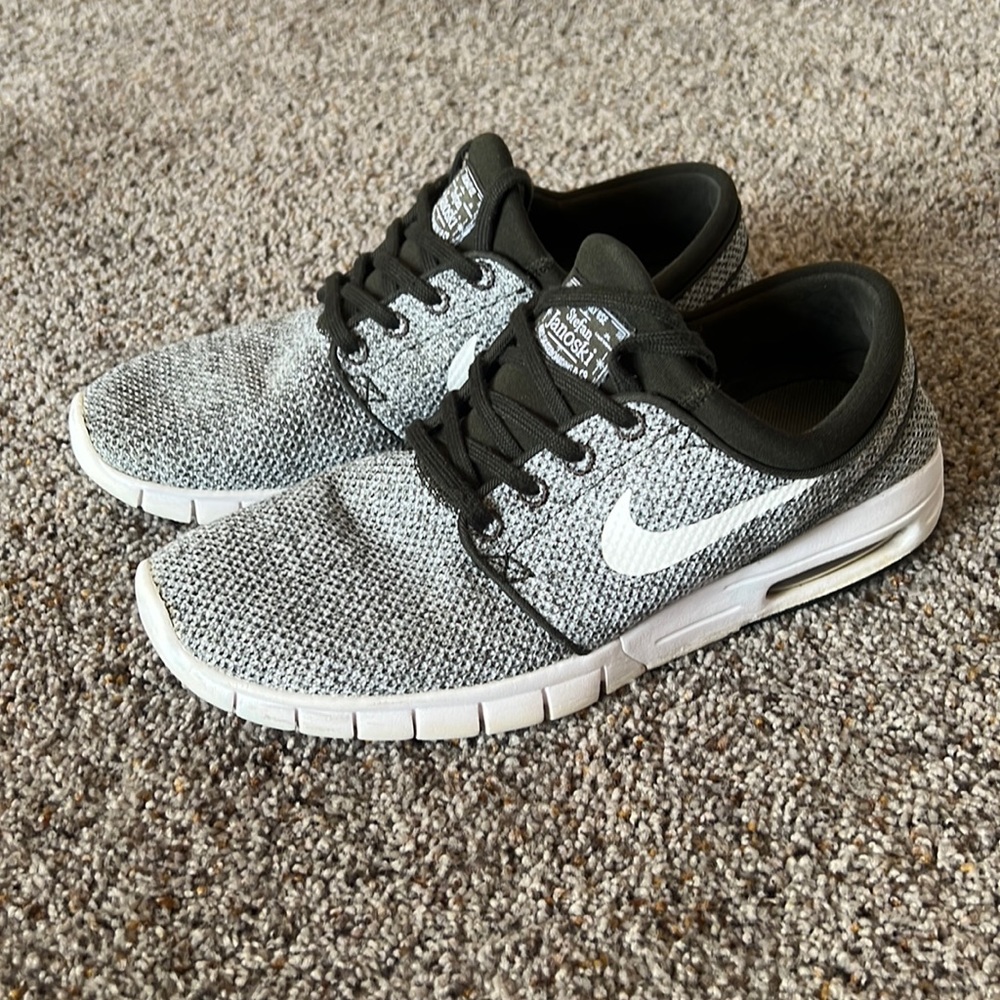 Nike SB Stefan Janoski Air Max Shoes Sequoia Mens 10.5
